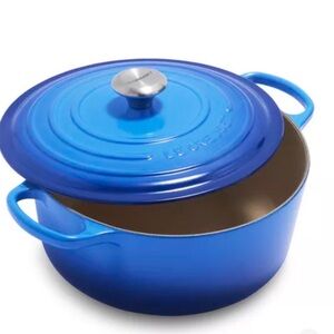 NIB Le Creuset Signature Round Dutch Oven | 28 cm | 6.7 liter | 7.25 qt. | Azure